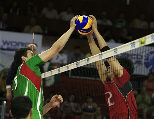 blocking in volleyball joust