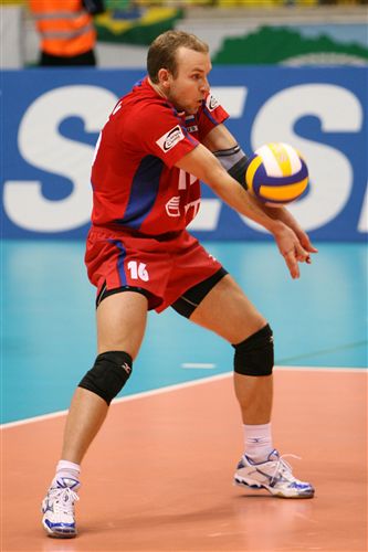 Volleyball Serve Receive - High Position