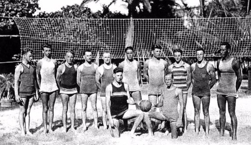 beach volleyball history hawaii 1920